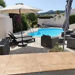 Adrech - 3 Pieces, Piscine Partagee - Sud6001